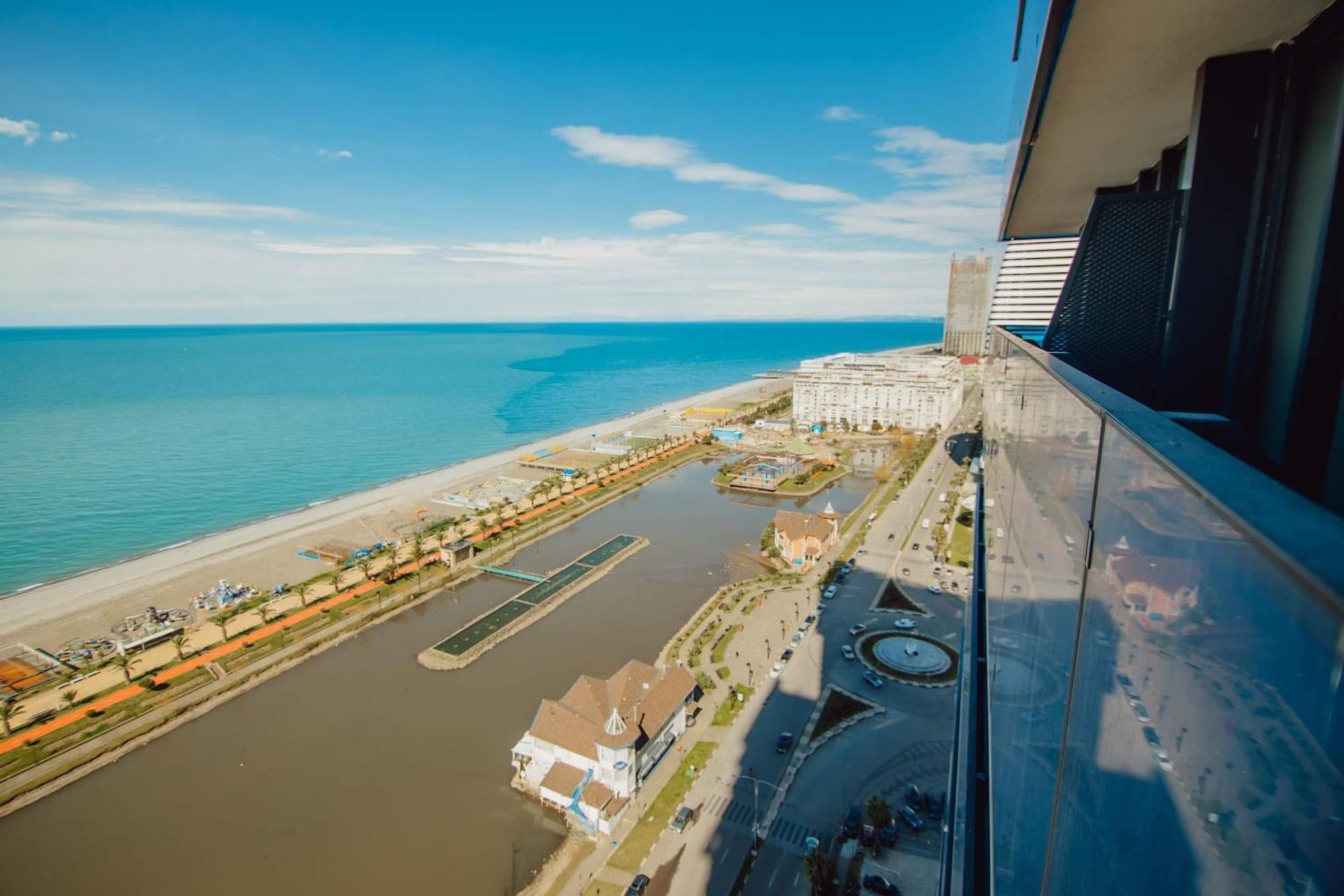 Orbi City Center Sea View Aparthotel Μπατούμι Εξωτερικό φωτογραφία